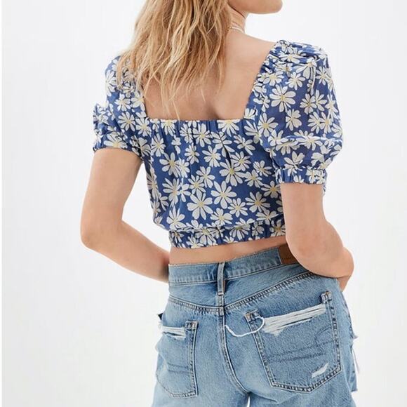 American Eagle Womens Daisy Floral Crop Bubble Top Sz Medium Puff Short Sleeve - Picture 2 of 8